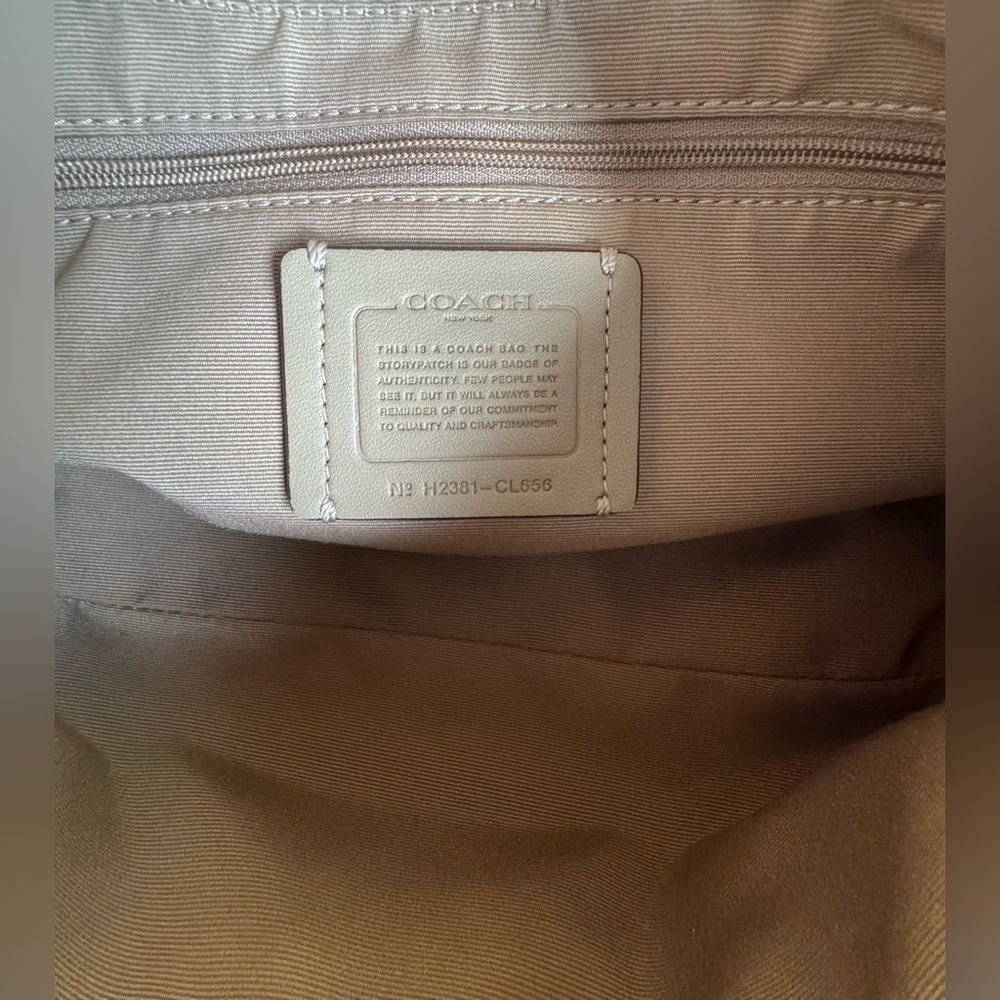 Coach
CHARLOTTE CROC EMBOSSED SHOULDER BAC - Picture 12 of 16